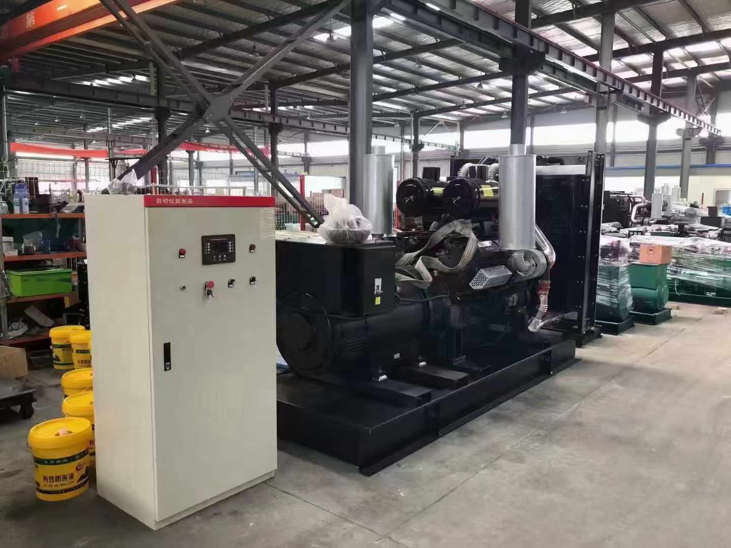 同仁柴油发电机运行时的噪音和振动水平如何？