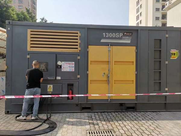 同仁500KW发电机组冬季应该配多大的启动电瓶?